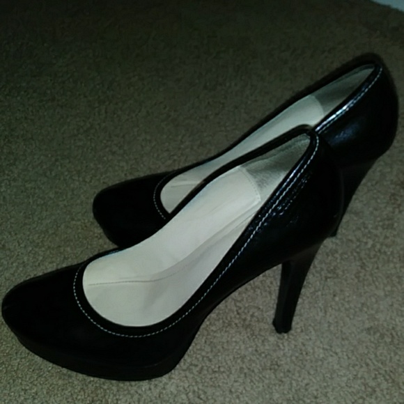 Calvin Klein Shoes - Calvin Klein Classic Black Pumps